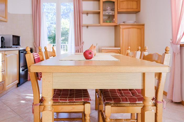 Casa Angelo Lejlighed Molveno Eksteriør billede